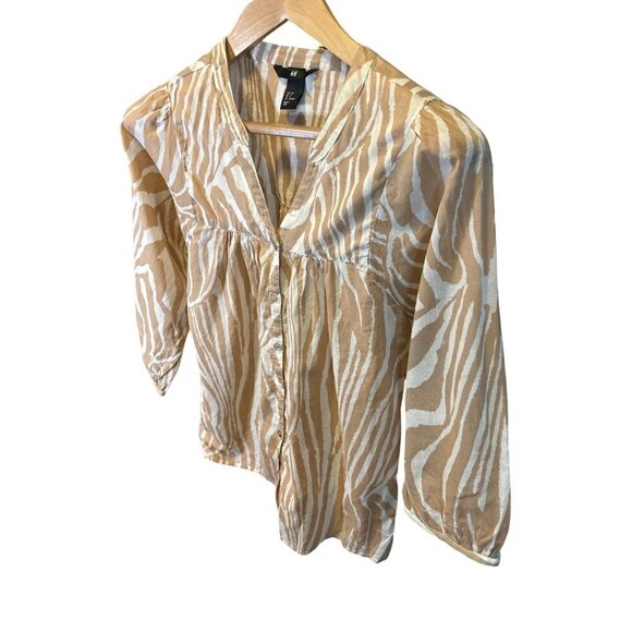 H&M Zebra Print Button Down Blouse Balloon Sleeve Size L Beige White - Picture 3 of 8
